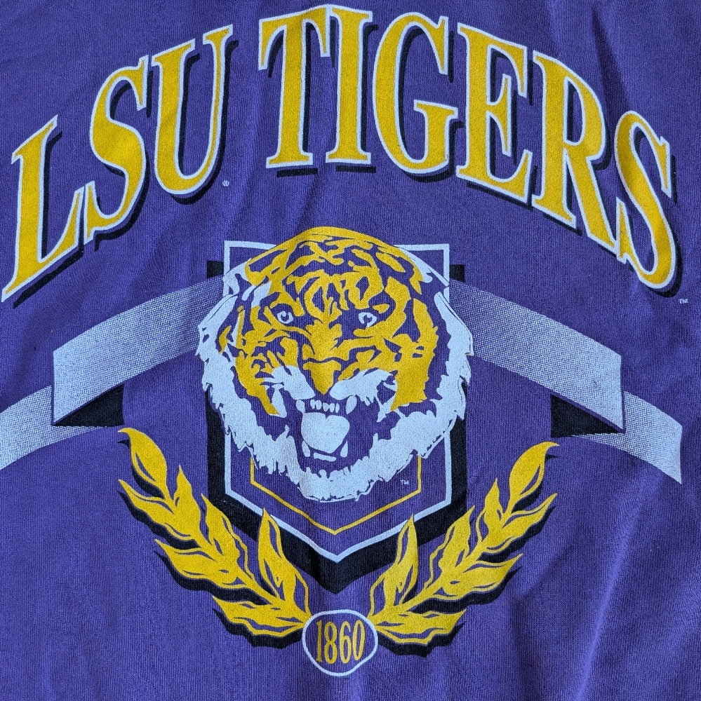 Vintage LSU Tigers Purple Yellow Tiger Hanes Crewneck Sweatshirt Medium NOS NWT - Picture 2 of 9